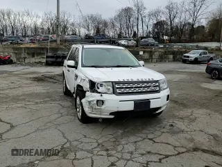 2012 Land Rover LR2 HSE with VIN SALFR2BNXCH281162, listed as a Copart auction lot 82866004 with 103,035 mi miles and Salvage title. Bid and sale history available at DreamBid. Image 14.