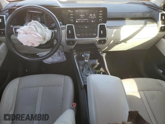 2021 Kia Sorento S with VIN 5XYRLDLC6MG054348, listed as a Copart auction lot 42397215 with 98,064 mi miles and Salvage Title. Bid and sale history available at DreamBid. Image 8.