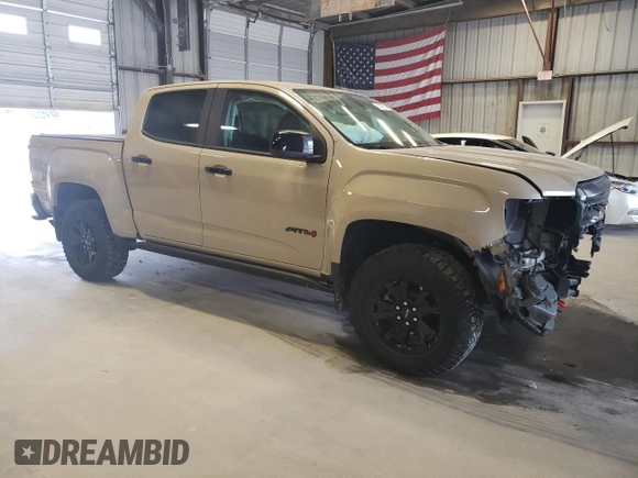 2022 GMC Canyon 4WD AT4 w/Cloth with VIN 1GTG6FEN2N1152450, listed as a Copart auction lot 71247114 with 34,007 mi miles and Salvage Title. Bid and sale history available at carsss.com. Image 4.