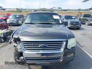 2008 Ford Explorer XLT with VIN 1FMEU73E98UA62801, listed as a IAAI auction lot 42096409 with 156,209 mi miles. Bid and sale history available at carsss.com. Image 12.