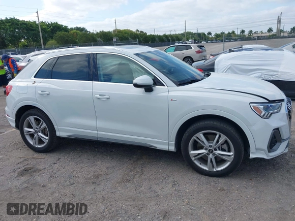 2022 Audi Q3 S line Premium Plus with VIN WA1EECF32N1065423, listed as a IAAI auction lot 42081354 with 27,071 mi miles and . Bid and sale history available at DreamBid. Image 13.