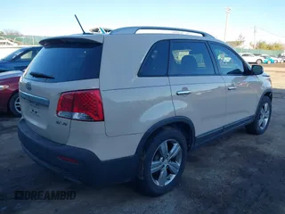 2012 Kia Sorento EX with VIN 5XYKU4A28CG190097, listed as a IAAI auction lot 41457866 with 173,181 mi miles. Bid and sale history available at carsss.com. Image 4.