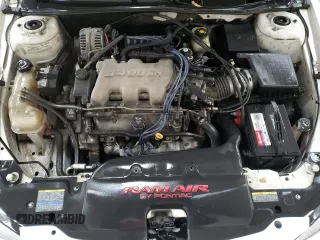 2004 Pontiac Grand Am GT with VIN 1G2NW52E34C149893, listed as a Copart auction lot 88994545 with 177,873 mi miles and Clean Title. Bid and sale history available at carsss.com. Image 11.