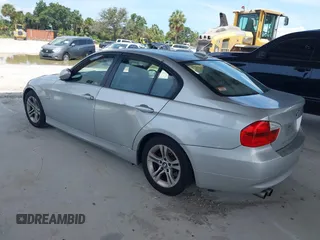 2008 BMW 3 Series 328i with VIN WBAVA37578NL50095, listed as a IAAI auction lot 42696286 with 117,408 mi miles and . Bid and sale history available at DreamBid. Image 3.