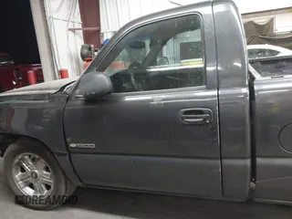 2004 Chevrolet Silverado 1500 Work Truck with VIN 1GCEC14X24Z263232, listed as a IAAI auction lot 41720611 with 272,921 mi miles. Bid and sale history available at carsss.com. Image 14.