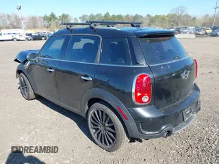 2012 MINI Countryman S with VIN WMWZC3C52CWM27234, listed as a IAAI auction lot 39264317 with 177,398 mi miles and . Bid and sale history available at DreamBid. Image 3.