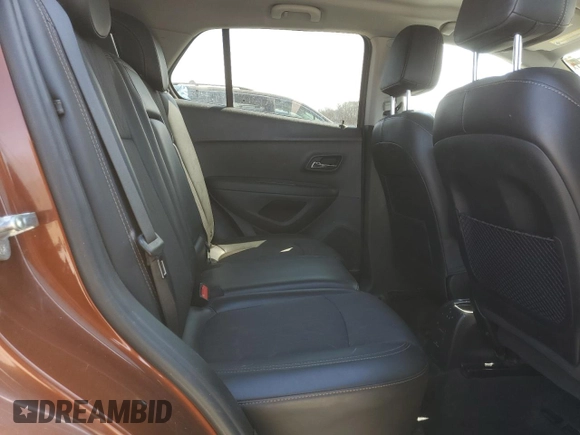 2019 Chevrolet Trax LT with VIN 3GNCJPSB8KL306913, listed as a Copart auction lot 48606655 with 100,038 mi miles and Salvage Title. Bid and sale history available at carsss.com. Image 11.