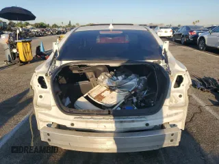 2016 Chevrolet SS z VIN 6G3F15RW0GL208970, wystawiony jako Copart lot #69857594 z przebiegiem Nie podano mil oraz Szkoda całkowita • Salvage title. Historia ofert i sprzedaży dostępna na DreamBid. Obrazek 6.