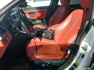2019 BMW 4 Series 430i xDrive z VIN WBA4J3C56KBL05093, wystawiony jako Copart lot #52215335 z przebiegiem 55 900 mil mil oraz Szkoda całkowita • Salvage title. Historia ofert i sprzedaży dostępna na DreamBid. Obrazek 7.