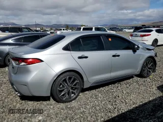 2022 Toyota Corolla SE with VIN 5YFS4MCE6NP135623, listed as a Copart auction lot 48810885 with 28,824 mi miles and Salvage Title. Bid and sale history available at carsss.com. Image 3.