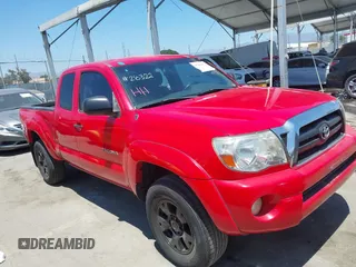 2006 Toyota Tacoma PreRunner z VIN 5TETU62N36Z313095, wystawiony jako IAAI lot #39705662 z przebiegiem 138 362 mil mil oraz . Historia ofert i sprzedaży dostępna na DreamBid. Obrazek 1.