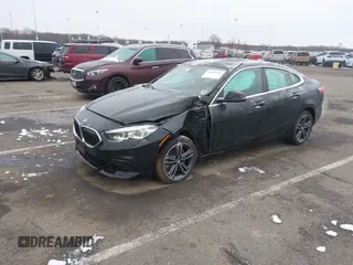 2022 BMW 2 Series 228i xDrive with VIN WBA73AK08N7J88884, listed as a IAAI auction lot 41537616 with 30,610 mi miles. Bid and sale history available at carsss.com. Image 6.