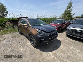2021 Kia Sportage EX с VIN KNDPNCAC3M7922947, выставлен на аукционе Copart как лот 61404515 с пробегом 42 845 миль миль и Списание • Salvage title. История ставок и продаж доступна на DreamBid. Изображение 1.