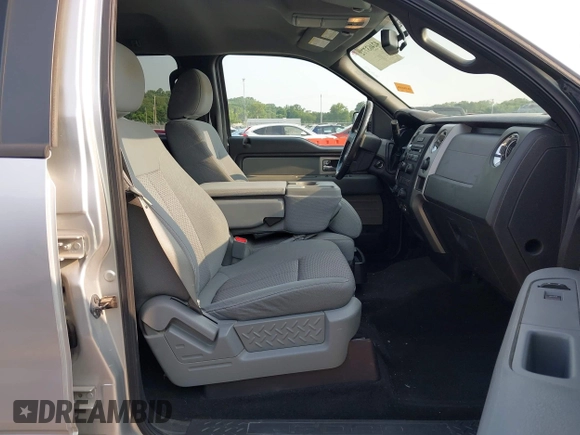 2011 Ford F-150 XLT with VIN 1FTFW1ET2BFC25909, listed as a IAAI auction lot 42463772 with 258,949 mi miles and . Bid and sale history available at DreamBid. Image 5.