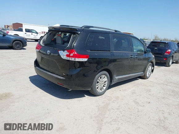 2013 Toyota Sienna XLE AAS z VIN 5TDYK3DC6DS340954, wystawiony jako IAAI lot #41883676 z przebiegiem 190 812 mil mil oraz . Historia ofert i sprzedaży dostępna na DreamBid. Obrazek 4.