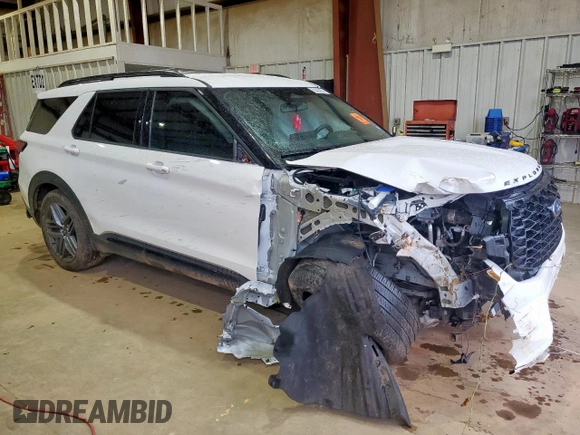 2025 Ford Explorer ST-Line with VIN 1FMUK7KH1SGA98288, listed as a Copart auction lot 60462225 with 10,148 mi miles and Salvage title. Bid and sale history available at DreamBid. Image 4.