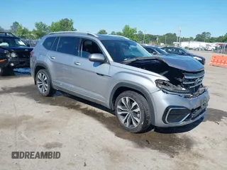 2022 Volkswagen Atlas SEL Premium R-Line with VIN 1V2FR2CA0NC525483, listed as a IAAI auction lot 42296648 with 84,002 mi miles and . Bid and sale history available at DreamBid. Image 1.