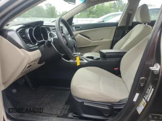 2012 Kia Optima LX z VIN 5XXGM4A72CG051623, wystawiony jako Copart lot #57206105 z przebiegiem 198 442 mil mil oraz Czysty tytuł • Clean title. Historia ofert i sprzedaży dostępna na DreamBid. Obrazek 7.