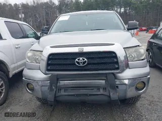 2007 Toyota Tundra SR5 with VIN 5TBRV54177S450608, listed as a IAAI auction lot 41615975 with 242,261 mi miles. Bid and sale history available at carsss.com. Image 12.