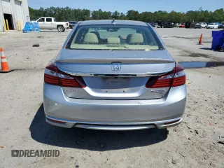 2017 Honda Accord Touring z VIN JHMCR6F77HC022211, wystawiony jako Copart lot #55593205 z przebiegiem 99 193 mil mil oraz Szkoda całkowita • Salvage title. Historia ofert i sprzedaży dostępna na DreamBid. Obrazek 6.