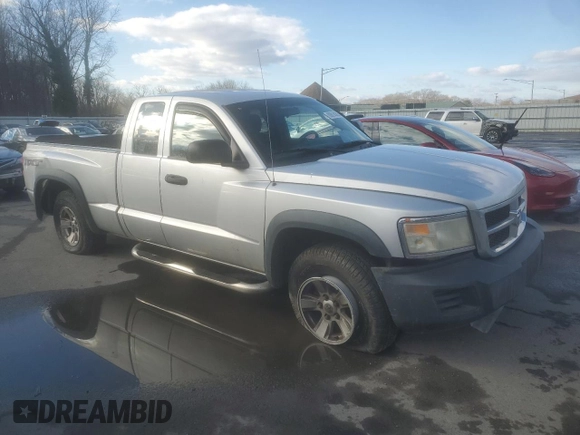 2008 Dodge Dakota with VIN 1D7HW32K78S539772, listed as a Copart auction lot 89014395 with 140,437 mi miles and Clean title. Bid and sale history available at DreamBid. Image 4.