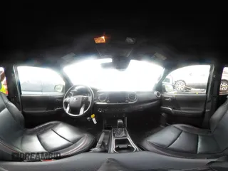 2021 Toyota Tacoma SR с VIN 5TFCZ5AN8MX266972, выставлен на аукционе IAAI как лот 42511666 с пробегом 56 378 миль миль и . История ставок и продаж доступна на DreamBid. Изображение 20.