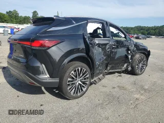 2023 Lexus RX 350 z VIN 2T2BAMBA8PC021368, wystawiony jako Copart lot #61616385 z przebiegiem 18 929 mil mil oraz Szkoda całkowita • Salvage title. Historia ofert i sprzedaży dostępna na DreamBid. Obrazek 3.