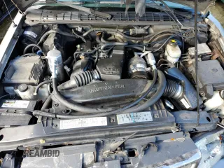 2002 GMC Sonoma SLS with VIN 1GTCS195X28182192, listed as a Copart auction lot 79810694 with 202,368 mi miles and Salvage Title. Bid and sale history available at carsss.com. Image 13.