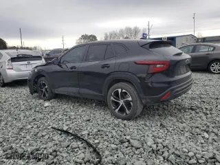 2024 Chevrolet Trax 1RS with VIN KL77LGE26RC005110, listed as a Copart auction lot 48660275 with 43,499 mi miles and Salvage Title. Bid and sale history available at carsss.com. Image 2.