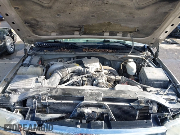 2004 GMC Sierra 2500HD with VIN 1GTHK23194F136501, listed as a IAAI auction lot 42204491 with 226,947 mi miles and . Bid and sale history available at DreamBid. Image 10.