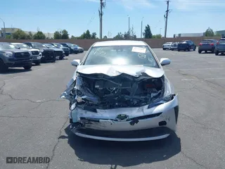 2019 Toyota Prius L Eco with VIN JTDKARFU0K3097075, listed as a IAAI auction lot 41751482 with 16,558 mi miles. Bid and sale history available at carsss.com. Image 13.