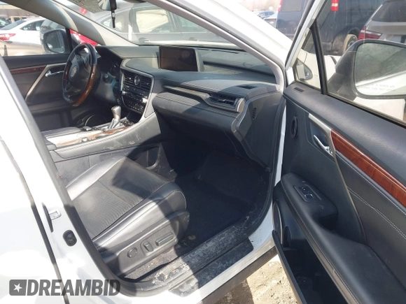 2018 Lexus RX 350L Premium z VIN JTJDZKCAXJ2005488, wystawiony jako IAAI lot #41509043 z przebiegiem 151 814 mil mil oraz . Historia ofert i sprzedaży dostępna na DreamBid. Obrazek 5.