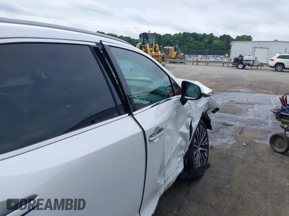 2024 Lexus RX 350 with VIN 2T2BAMCA6RC069209, listed as a IAAI auction lot 42492916 with 9,748 mi miles and . Bid and sale history available at DreamBid. Image 20.