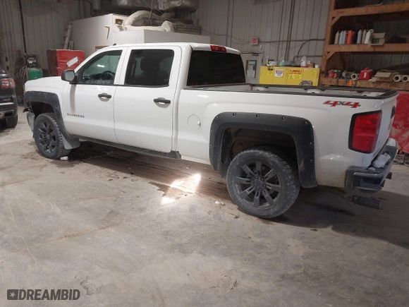 2014 Chevrolet Silverado 1500 LT with VIN 1GCUKREC4EF193227, listed as a IAAI auction lot 41323597 with 189,886 mi miles. Bid and sale history available at carsss.com. Image 3.