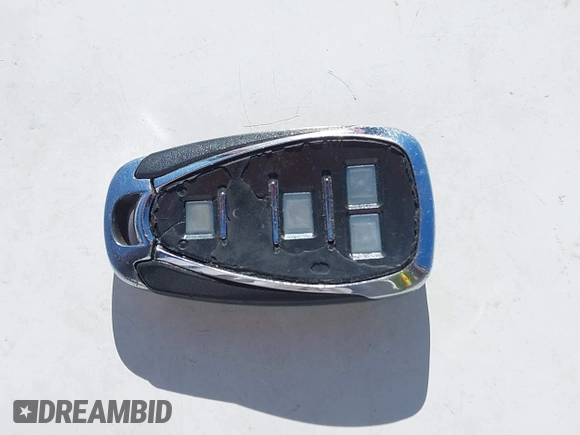 2018 Chevrolet Traverse LT Cloth with VIN 1GNERGKW0JJ105114, listed as a IAAI auction lot 42597045 with 135,682 mi miles and . Bid and sale history available at DreamBid. Image 11.