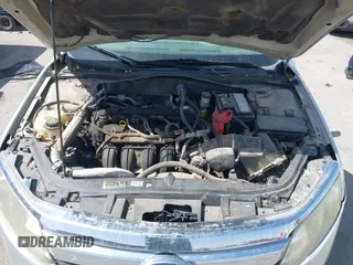 2010 Ford Fusion SE with VIN 3FAHP0HA7AR168317, listed as a IAAI auction lot 41842129 with 185,204 mi miles. Bid and sale history available at carsss.com. Image 10.
