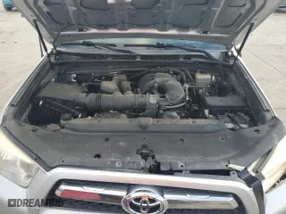 2011 Toyota 4Runner SR5 with VIN JTEZU5JR9B5027110, listed as a Copart auction lot 44232085 with 195,224 mi miles and Salvage Title. Bid and sale history available at carsss.com. Image 12.
