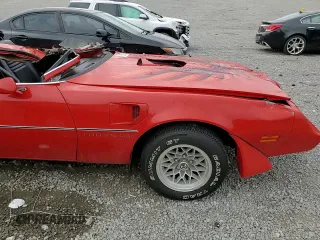 1979 Pontiac Firebird z VIN 2W87Z9N112021, wystawiony jako Copart lot #67852034 z przebiegiem Nie podano mil oraz Nie do naprawy • Non repairable. Historia ofert i sprzedaży dostępna na DreamBid. Obrazek 11.