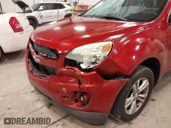 2014 Chevrolet Equinox LT with VIN 1GNALCEK7EZ126230, listed as a IAAI auction lot 41694055 with 195,978 mi miles. Bid and sale history available at carsss.com. Image 6.