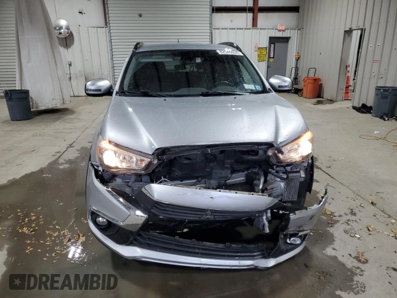 2016 Mitsubishi Outlander SEL z VIN JA4AR4AW5GZ038621, wystawiony jako Copart lot #82545934 z przebiegiem 56 503 mil mil oraz Szkoda całkowita • Salvage title. Historia ofert i sprzedaży dostępna na DreamBid. Obrazek 5.