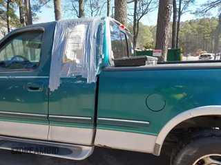 1997 Ford F-150 XL with VIN 1FTDX1860VNA37152, listed as a IAAI auction lot 41713372 with 200,777 mi miles. Bid and sale history available at carsss.com. Image 14.