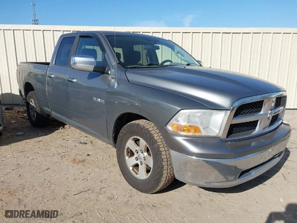 2009 Dodge Ram 1500 SLT with VIN 1D3HB18P49S800667, listed as a IAAI auction lot 41756698 with 267,731 mi miles. Bid and sale history available at carsss.com. Image 1.