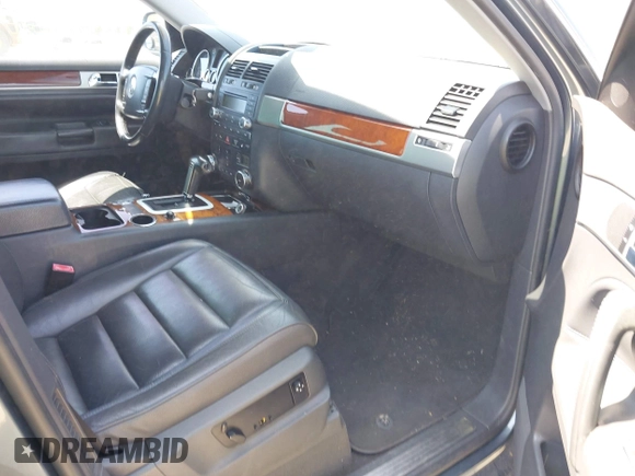 2006 Volkswagen Touareg 3.2L V6 with VIN WVGZG77L96D028601, listed as a IAAI auction lot 42170973 with 155,142 mi miles and . Bid and sale history available at DreamBid. Image 5.