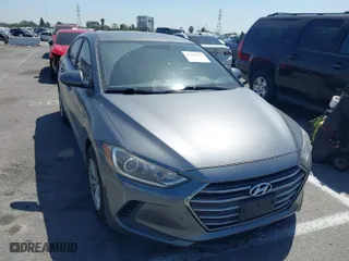 2018 Hyundai Elantra SE with VIN KMHD74LFXJU453469, listed as a IAAI auction lot 42004294 with 84,265 mi miles. Bid and sale history available at carsss.com. Image 1.