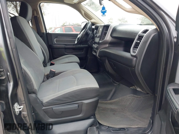 2020 Ram 2500 Big Horn with VIN 3C6UR5DL9LG159759, listed as a IAAI auction lot 41625645 with 125,595 mi miles and . Bid and sale history available at DreamBid. Image 5.