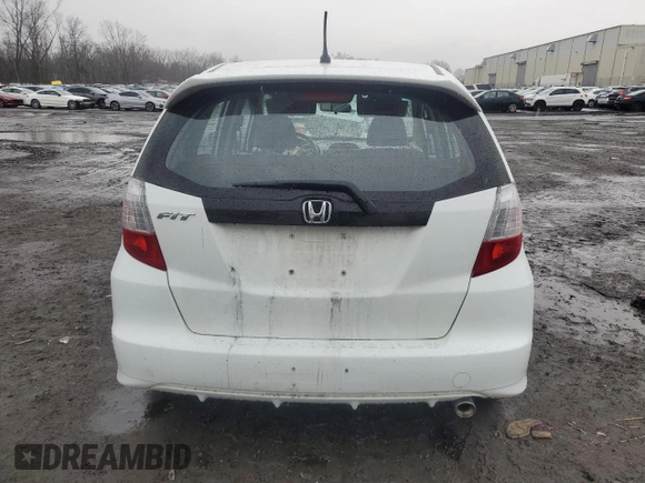 2013 Honda Fit Sport с VIN JHMGE8H53DC039134, выставлен на аукционе Copart как лот 45926385 с пробегом 129 933 миль миль и Списание • Salvage title. История ставок и продаж доступна на DreamBid. Изображение 6.