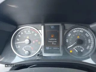2020 Toyota Tacoma SR5 with VIN 3TMAZ5CN7LM138859, listed as a IAAI auction lot 42150725 with 36,462 mi miles and . Bid and sale history available at DreamBid. Image 7.