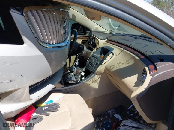 2012 Buick LaCrosse Leather with VIN 1G4GC5ER7CF243148, listed as a IAAI auction lot 41854253 with 1 mi miles. Bid and sale history available at carsss.com. Image 5.