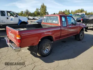 1993 Toyota Pickup DLX с VIN 4TAVN13D3PZ126673, выставлен на аукционе Copart как лот 72375914 с пробегом 197 409 миль миль и Списание • Salvage title. История ставок и продаж доступна на DreamBid. Изображение 3.