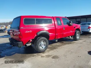 2008 Ford Super Duty F-250 SRW XL with VIN 1FTSX21R68EB61058, listed as a IAAI auction lot 41519690 with 159,697 mi miles. Bid and sale history available at carsss.com. Image 4.